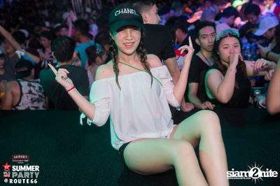 Smirnoff Midnight 100 นำเสนอ 95.5 Virgin Hitz Summer Party — photo 181