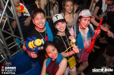 Smirnoff Midnight 100 นำเสนอ 95.5 Virgin Hitz Summer Party — photo 194