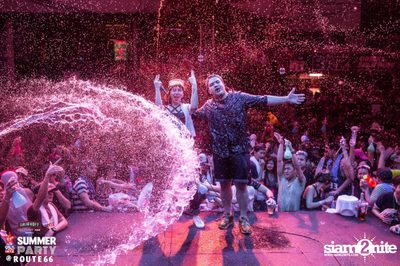 Smirnoff Midnight 100 นำเสนอ 95.5 Virgin Hitz Summer Party — photo 206