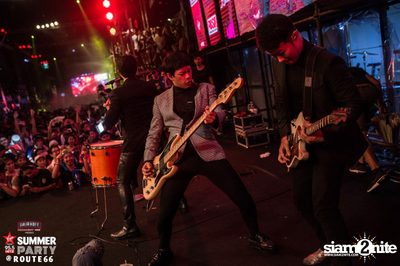 Smirnoff Midnight 100 นำเสนอ 95.5 Virgin Hitz Summer Party — photo 213