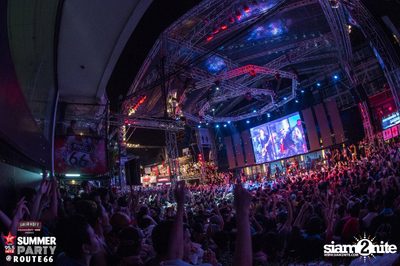 Smirnoff Midnight 100 นำเสนอ 95.5 Virgin Hitz Summer Party — photo 243