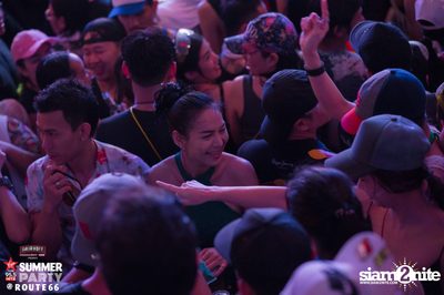 Smirnoff Midnight 100 นำเสนอ 95.5 Virgin Hitz Summer Party — photo 257