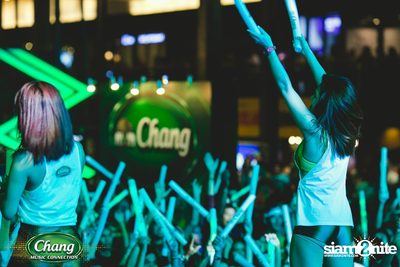 Chang Music Connection นำเสนอ Songkran Moments ที่ เดอะ สตรีท — photo 68