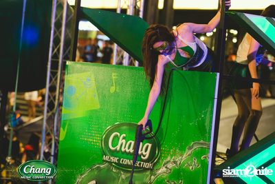 Chang Music Connection นำเสนอ Songkran Moments ที่ เดอะ สตรีท — photo 124
