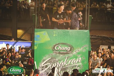 Chang Music Connection นำเสนอ Songkran Moments ที่ เดอะ สตรีท — photo 206