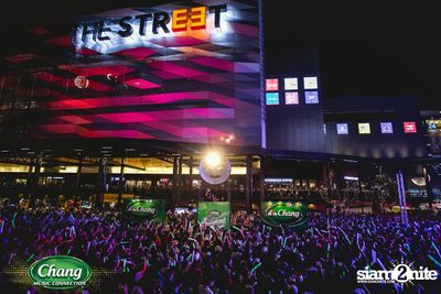 Chang Music Connection นำเสนอ Songkran Moments ที่ เดอะ สตรีท — photo 213