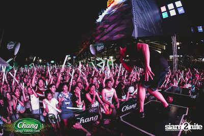 Chang Music Connection นำเสนอ Songkran Moments ที่ เดอะ สตรีท — photo 232