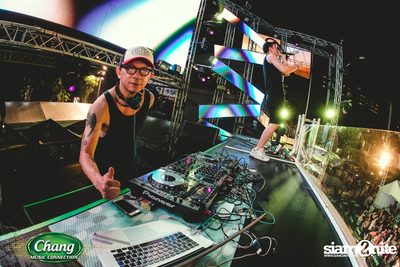 Chang Music Connection นำเสนอ Songkran Moments ที่ เดอะ สตรีท — photo 247