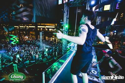 Chang Music Connection นำเสนอ Songkran Moments ที่ เดอะ สตรีท — photo 254