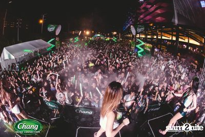Chang Music Connection นำเสนอ Songkran Moments ที่ เดอะ สตรีท — photo 255