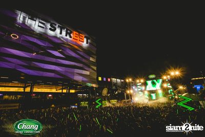 Chang Music Connection นำเสนอ Songkran Moments ที่ เดอะ สตรีท — photo 262