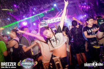 Breezer นำเสนอ Wipeout : The Colour Space ที่ สตูดิโอ ไลฟ์ ฮอลล์ — photo 14