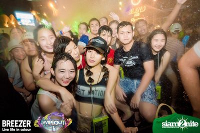 Breezer นำเสนอ Wipeout : The Colour Space ที่ สตูดิโอ ไลฟ์ ฮอลล์ — photo 36