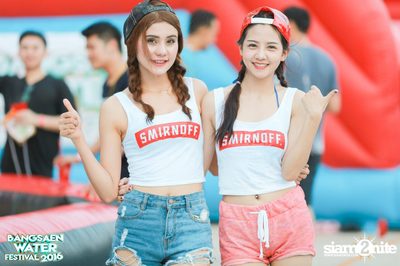 Bangsaen Water Festival ที่ บางแสน ไนท์ พลาซ่า — photo 37