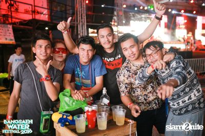 Bangsaen Water Festival ที่ บางแสน ไนท์ พลาซ่า — photo 49