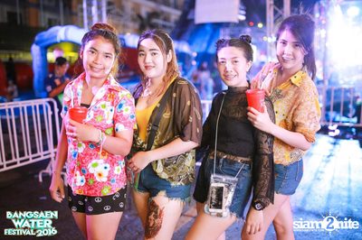 Bangsaen Water Festival ที่ บางแสน ไนท์ พลาซ่า — photo 77