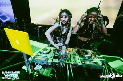 Bangsaen Water Festival ที่ บางแสน ไนท์ พลาซ่า — photo 134