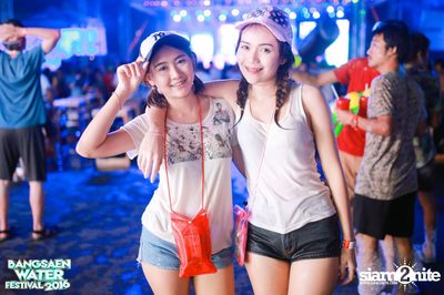 Bangsaen Water Festival ที่ บางแสน ไนท์ พลาซ่า — photo 136