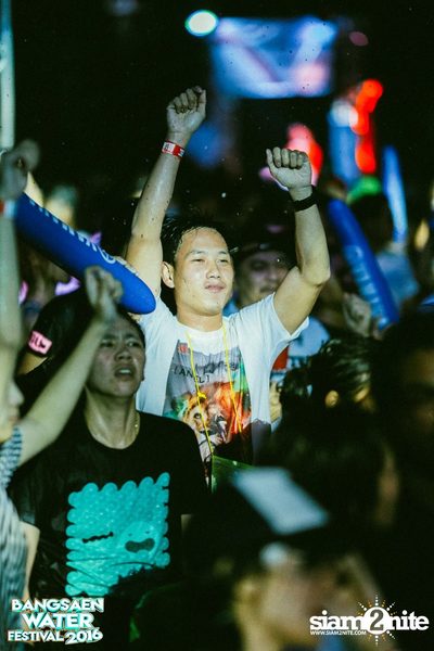 Bangsaen Water Festival ที่ บางแสน ไนท์ พลาซ่า — photo 160
