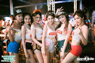 Bangsaen Water Festival ที่ บางแสน ไนท์ พลาซ่า — photo 217