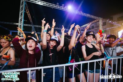 Bangsaen Water Festival ที่ บางแสน ไนท์ พลาซ่า (อัลบั้มที่ 1) — photo 79