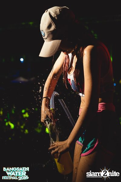 Bangsaen Water Festival ที่ บางแสน ไนท์ พลาซ่า (อัลบั้มที่ 2) — photo 33
