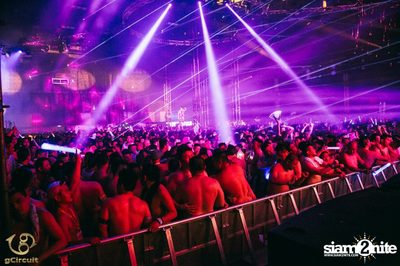 gCircuit proudly presents Songkran at CentralWorld — photo 211