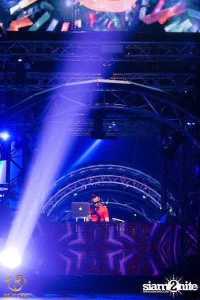 gCircuit proudly presents Songkran at CentralWorld — photo 70
