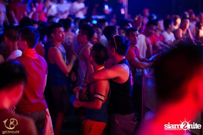 gCircuit proudly presents Songkran at CentralWorld — photo 73