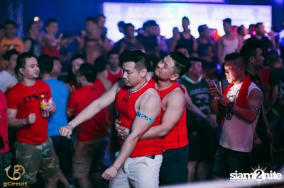 gCircuit proudly presents Songkran at CentralWorld — photo 84