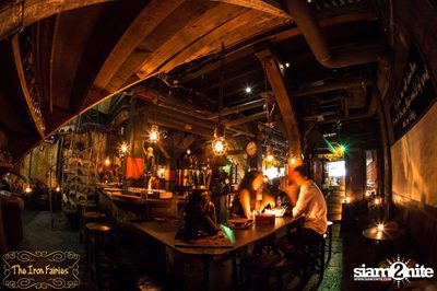 Open Mic Mondays ที่ ดิ ไอร่อน แฟรี่, ทองหล่อ — photo 7
