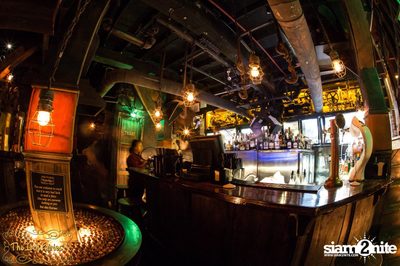 Open Mic Mondays ที่ ดิ ไอร่อน แฟรี่, ทองหล่อ — photo 8