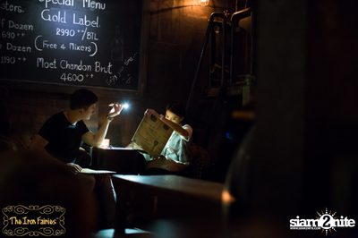 Open Mic Mondays ที่ ดิ ไอร่อน แฟรี่, ทองหล่อ — photo 20
