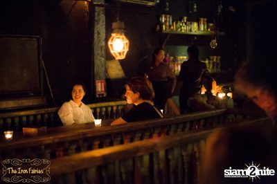 Open Mic Mondays ที่ ดิ ไอร่อน แฟรี่, ทองหล่อ — photo 23