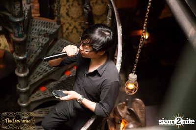 Open Mic Mondays ที่ ดิ ไอร่อน แฟรี่, ทองหล่อ — photo 72