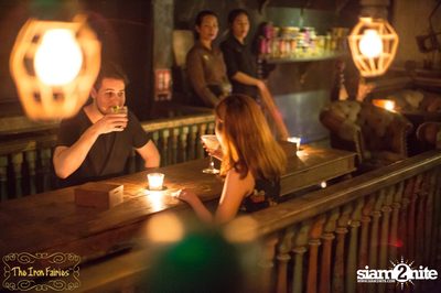 Open Mic Mondays ที่ ดิ ไอร่อน แฟรี่, ทองหล่อ — photo 92