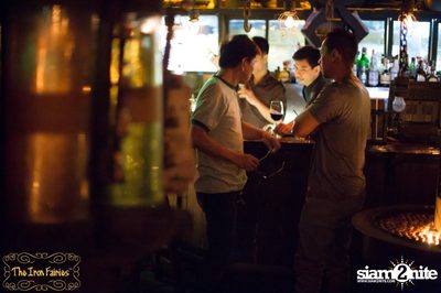 Open Mic Mondays ที่ ดิ ไอร่อน แฟรี่, ทองหล่อ — photo 100