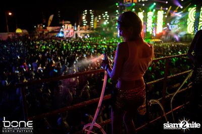 Water Festival กับ โจอี้ บอย และ บูม บูม แคช ที่ร้านโบน พัทยา — photo 18