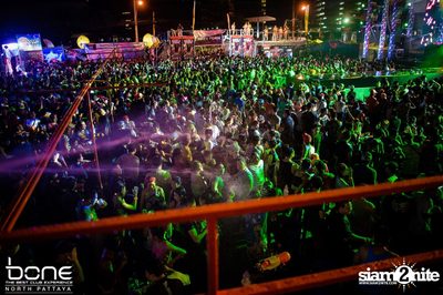 Water Festival กับ โจอี้ บอย และ บูม บูม แคช ที่ร้านโบน พัทยา — photo 19