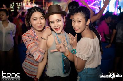 Water Festival กับ โจอี้ บอย และ บูม บูม แคช ที่ร้านโบน พัทยา — photo 23