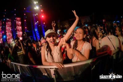Water Festival กับ โจอี้ บอย และ บูม บูม แคช ที่ร้านโบน พัทยา — photo 57