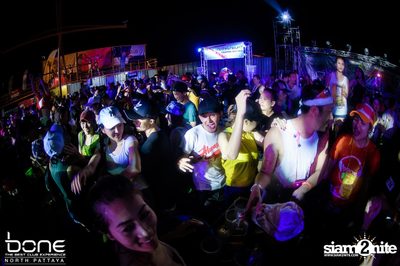 Water Festival กับ โจอี้ บอย และ บูม บูม แคช ที่ร้านโบน พัทยา — photo 64