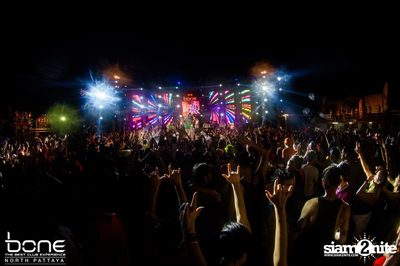 Water Festival กับ โจอี้ บอย และ บูม บูม แคช ที่ร้านโบน พัทยา — photo 69