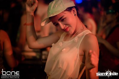 Water Festival กับ โจอี้ บอย และ บูม บูม แคช ที่ร้านโบน พัทยา — photo 81