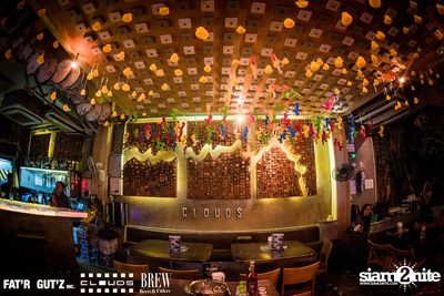 Seenspace Invasion ที่ร้าน Clouds, Fat'R Gut'z และ BREW Beers & Ciders — photo 2