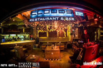 Seenspace Invasion ที่ร้าน Clouds, Fat'R Gut'z และ BREW Beers & Ciders — photo 5