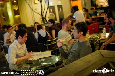 Seenspace Invasion ที่ร้าน Clouds, Fat'R Gut'z และ BREW Beers & Ciders — photo 25