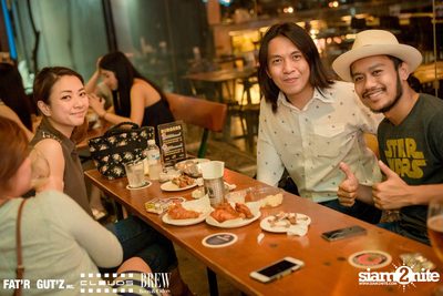 Seenspace Invasion ที่ร้าน Clouds, Fat'R Gut'z และ BREW Beers & Ciders — photo 41