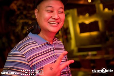 Seenspace Invasion ที่ร้าน Clouds, Fat'R Gut'z และ BREW Beers & Ciders — photo 48