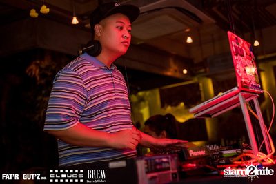 Seenspace Invasion ที่ร้าน Clouds, Fat'R Gut'z และ BREW Beers & Ciders — photo 49